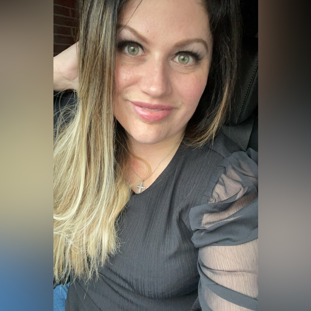 Meet your Posher, Samantha